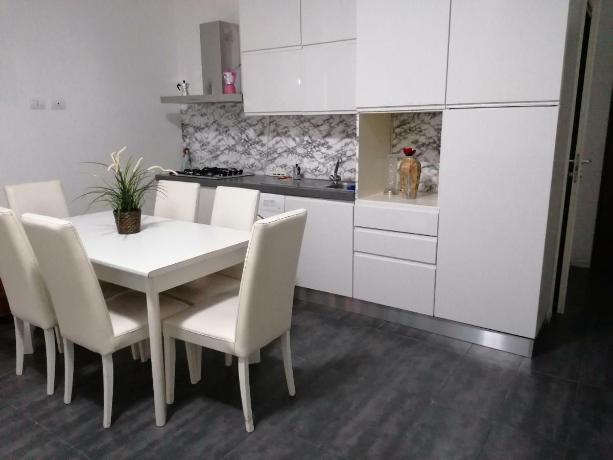Casa Nuccia 2 Hotell Milano Eksteriør bilde